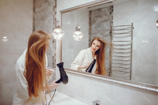 Why China LED Bathroom Mirror Manufacturers Are Leading the Global Market in Style and Innovation!